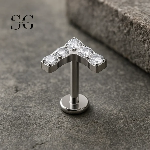 SG4193 - F136 Titanium Threadless L-Shaped Labret with Zircon