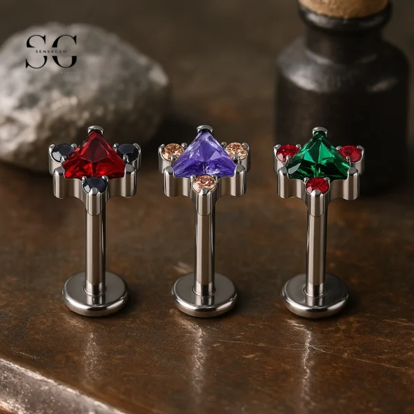 SG4158 - Titanium Polygonal Labret Piercing