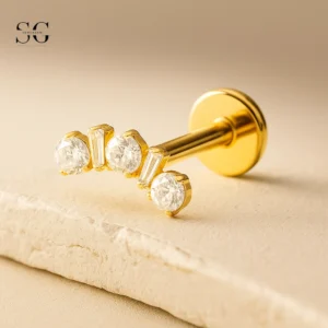 SGYS1112 Circular Zircon Threaded Labret – F136 Titanium Jewelry