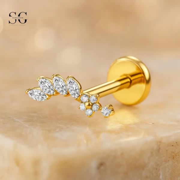 SGYS1122 – Floral Leaf Threaded Labret in F136 Titanium