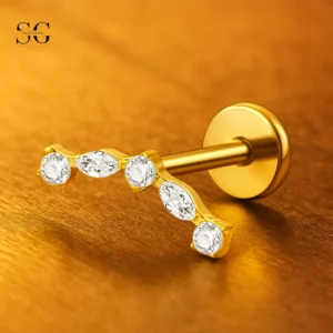 SGYS1124 – Round Zircon and Marquise Bar Lip Piercing Labret in F136 Titanium