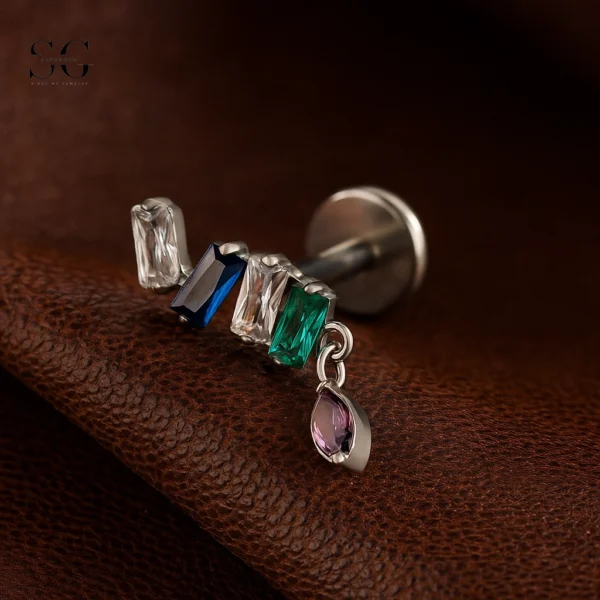 SGYS1136 Titanium Triple CZ Labret with Dangle for Ear Piercing