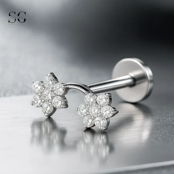 SGYS1014 Internal Thread Labret with Dual Floral Design