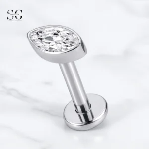 SGYS1043 Oval-Shaped G23 Titanium Labret with Zircon Gemstones