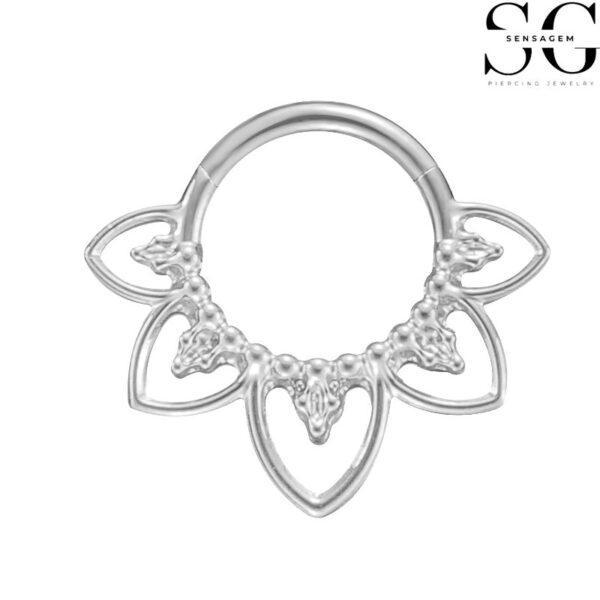 SGYS2003 - F136 Titanium Segment Clicker Ring: Floral Edge Design for Septum Piercing - Image 2