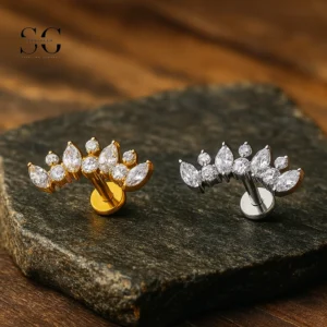 SG4112 - Alternating Zircon Design Threaded Labrets with Customizable Colors