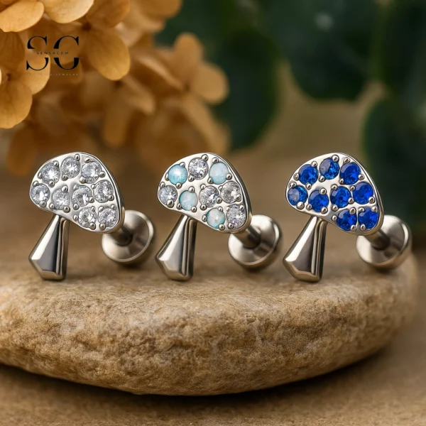 SG4114 - Fan-Shaped Threaded Labrets with Multi-Zircon