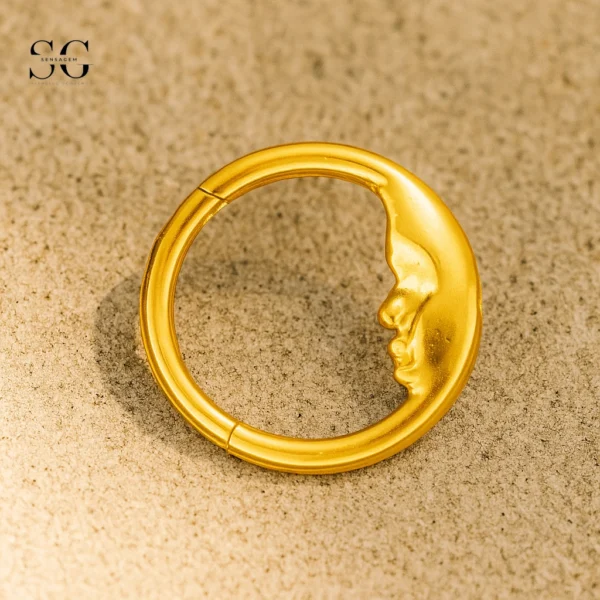 SGYS2002 - Segment Clicker Ring: F136 Titanium with Face Design