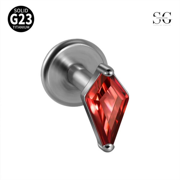 SG4009 Flat Back Labret Stud – G23 Titanium Threaded Labret with Diamond-Cut Zirconia - Image 7