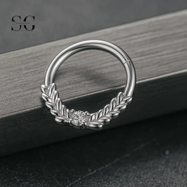 SG3035 G23 Titanium Laurel Leaf Crystal Nose Ring – Stylish Piercing Jewelry