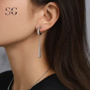 SG3042 G23 Titanium Teardrop Dangle Nose Ring – Unique Piercing Jewelry