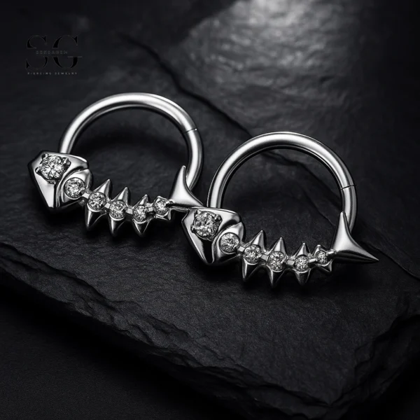 SG3043 G23 Titanium Fishbone Crystal Nose Ring – Unique Piercing Jewelry