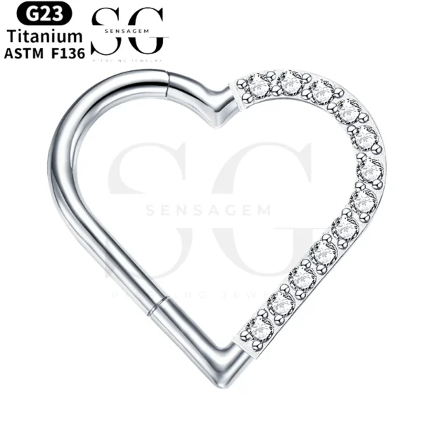 SGYS2019 - F136 Titanium Segment Clicker Ring with Heart-Shaped Zircon Design
