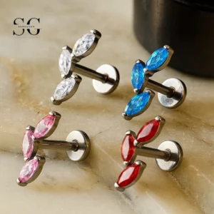 SG4075 - Wholesale 3-Zircon Titanium Labret Piercing