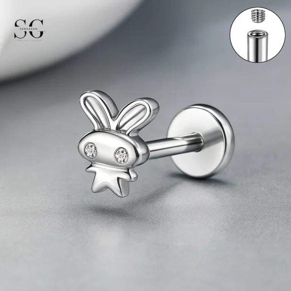 SGYS1159 – Titanium Cartoon Labret for Youth Piercing Brands