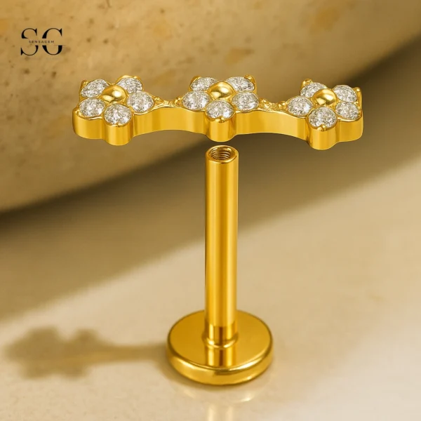 SGYS1167 Triple Blossom Design Threaded Labret – Customizable Titanium - Image 2