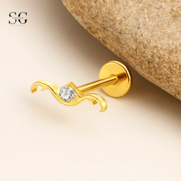SGYS1168 Threaded Labret with Eyeball & Lash Design – Piercing Jewelry
