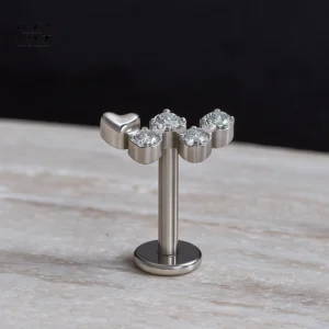 SGYS1184 Καρδιά & Square CZ Titanium Labret Stud