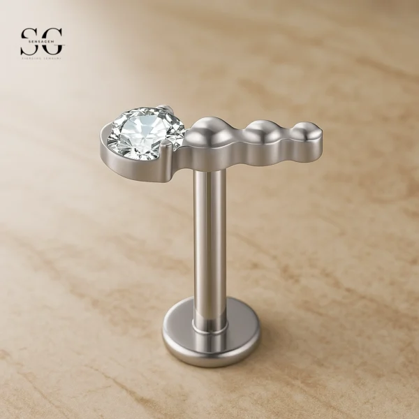 SGYS1185 Caterpillar-Inspired Titanium Lip Piercing