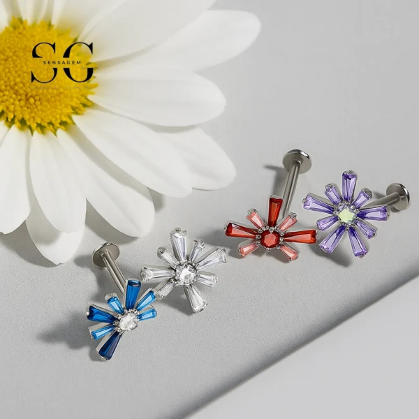 SG4274 Multi-Zirconia Labret | Labret Piercing Types