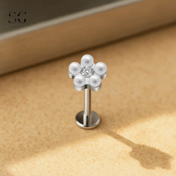 Sensagem SG4352 G23 Titanium Threadless Labret with Pearl Cluster Flower Top
