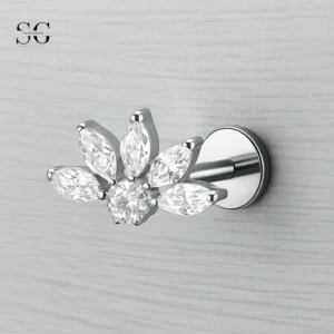 Sensagem SGYS4306 G23 Titanium Labret fileté en interne avec groupe floral 5A Zircon