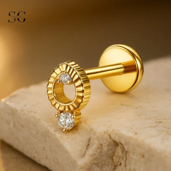 Sensagem SGYS4314 G23 Titanium Internally Threaded Labret with 5A Zircon Heart Charm